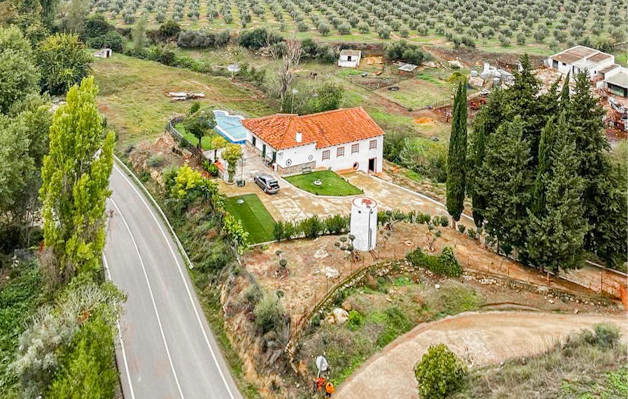 6 Bedroom Amazing Home In La Puebla De Los Infan La Puebla de los Infantes Esterno foto